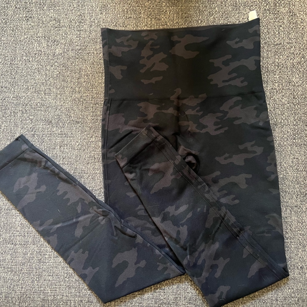 Spanx Black Camo Leggings